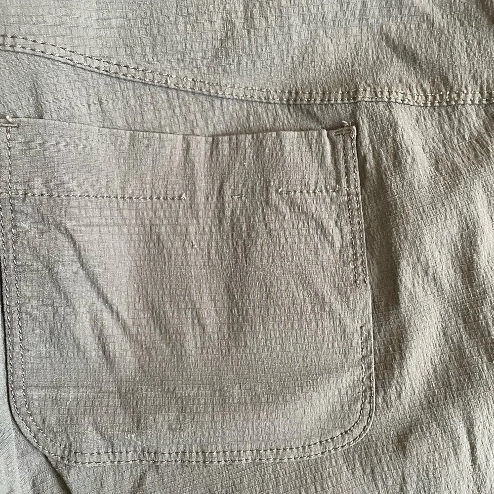 Charcoal Athleta Cropped Pants - Picture 6 of 6
